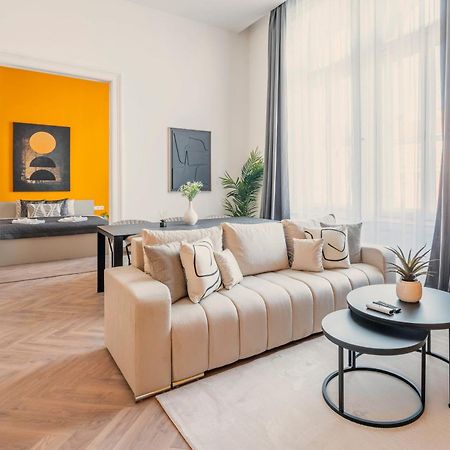 Exclusive Central 3Bedrm Stylish Residence By Prestige Homes Budapesta Exterior foto
